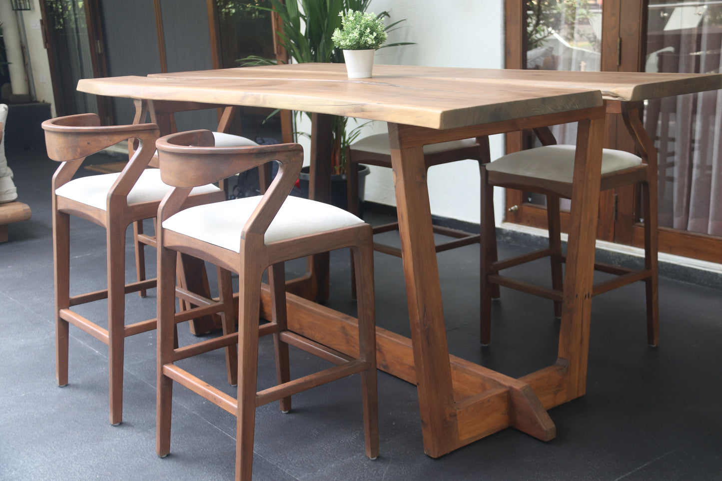 Sofa & Dining table with chairs | Outdoor Furniture