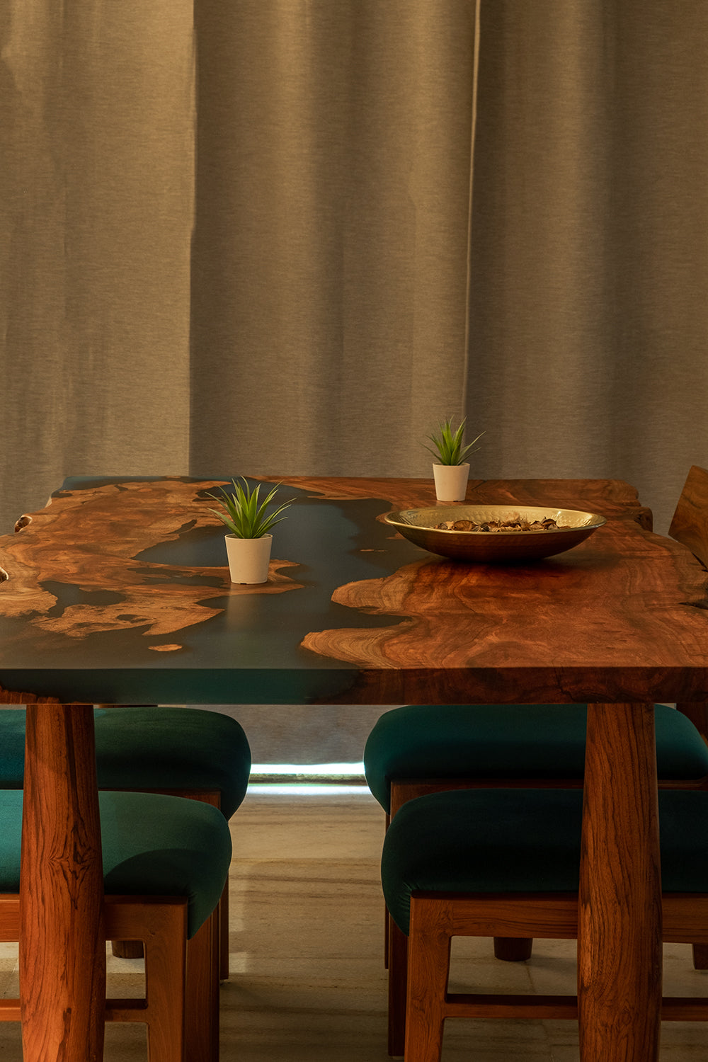 The Khushi Dining Table