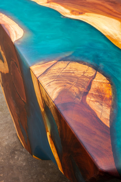 Indus Games Live Edge Console