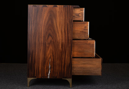 The Kaliahor Chest of Drawers