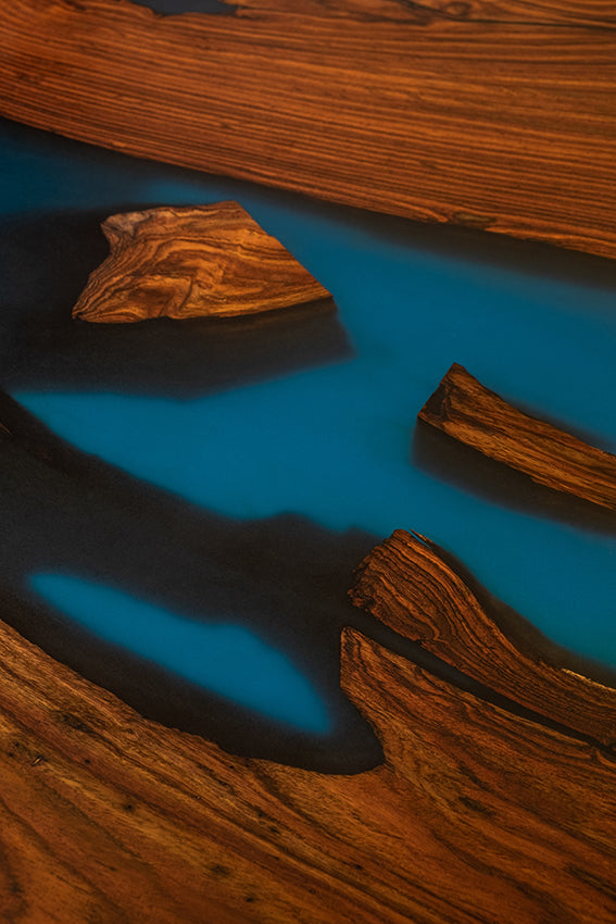 The Evergreen River Table & Bench