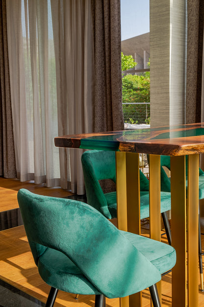 The Khazaana Rosewood High Table
