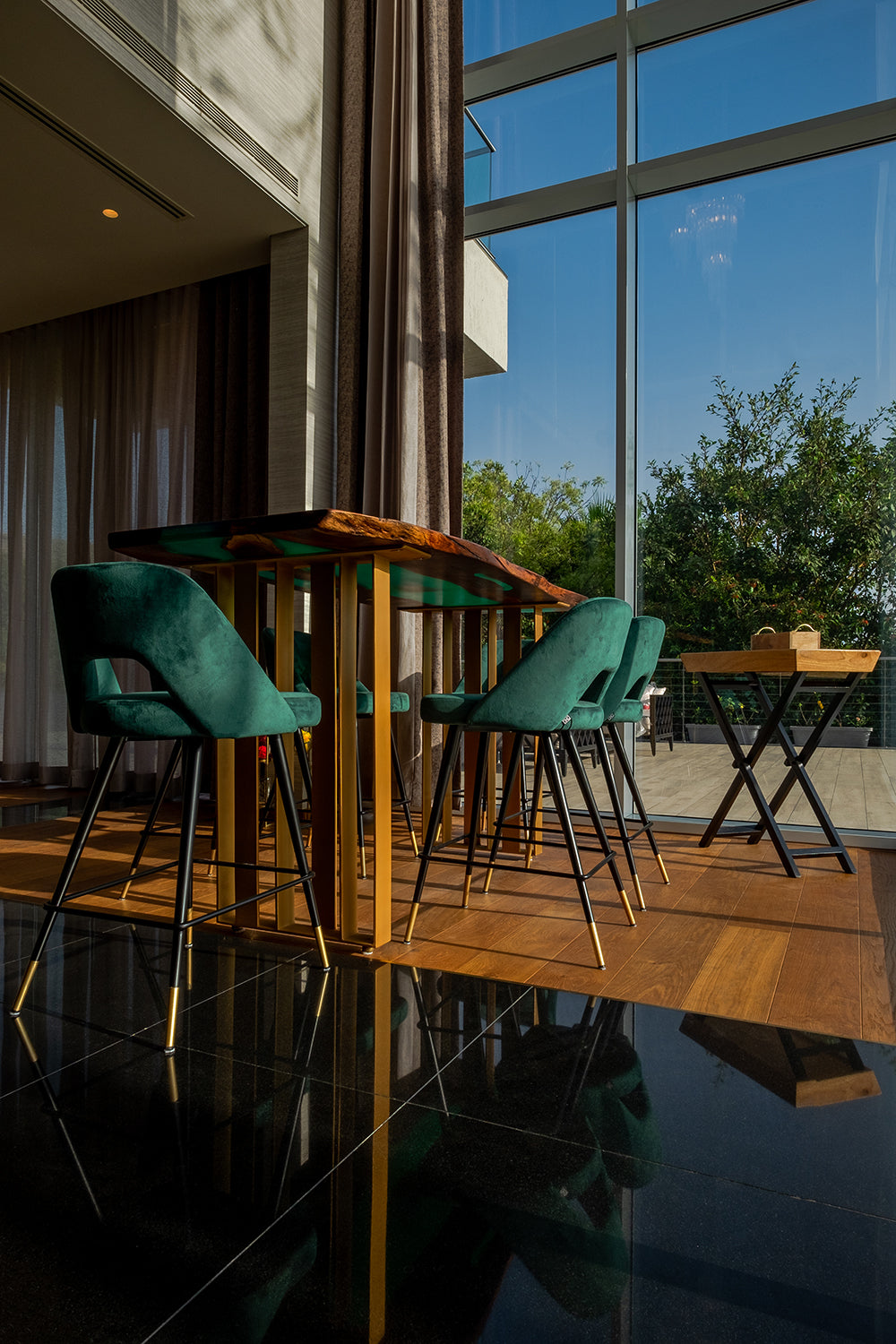 The Khazaana Rosewood High Table