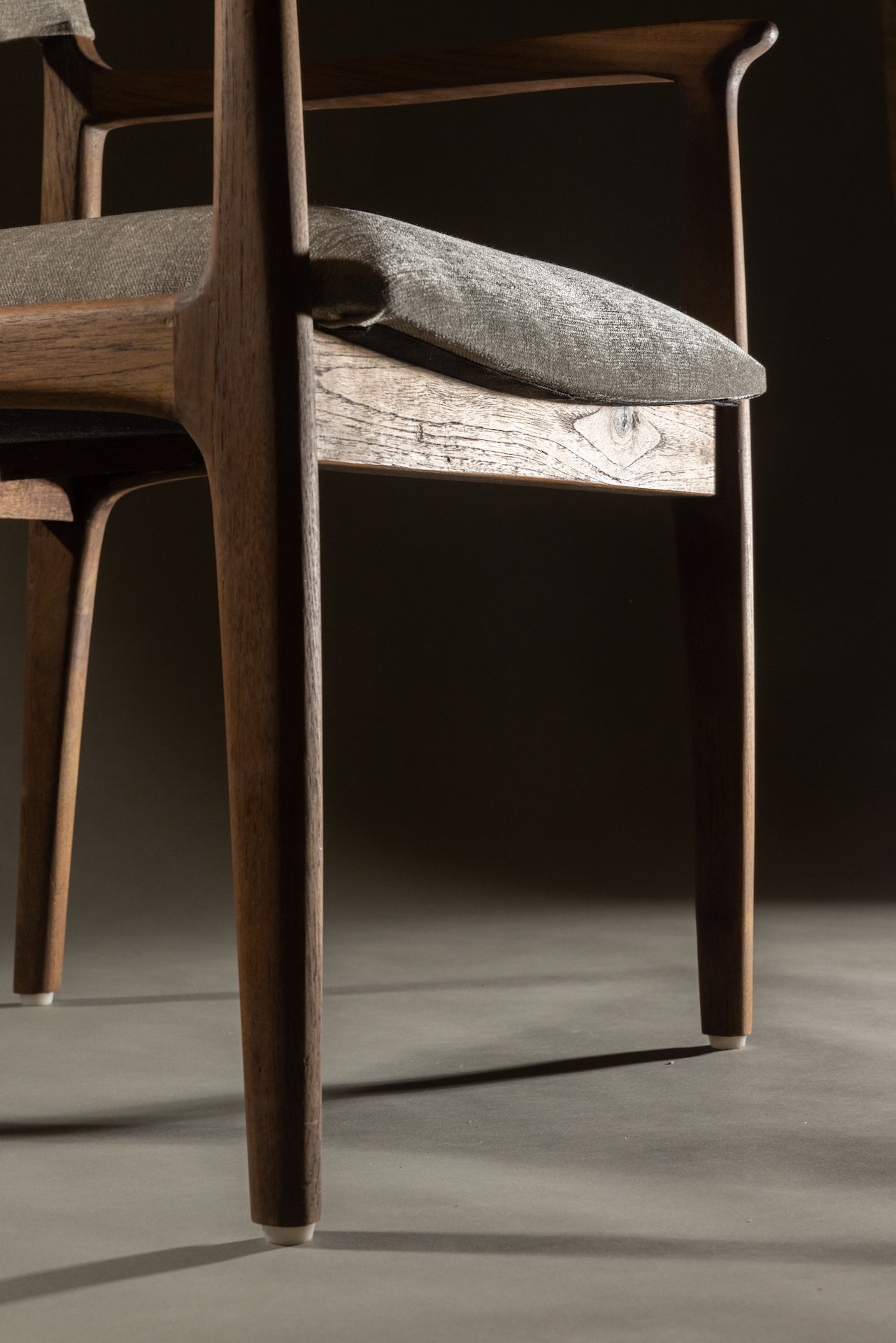 The Aanand Dining Chair